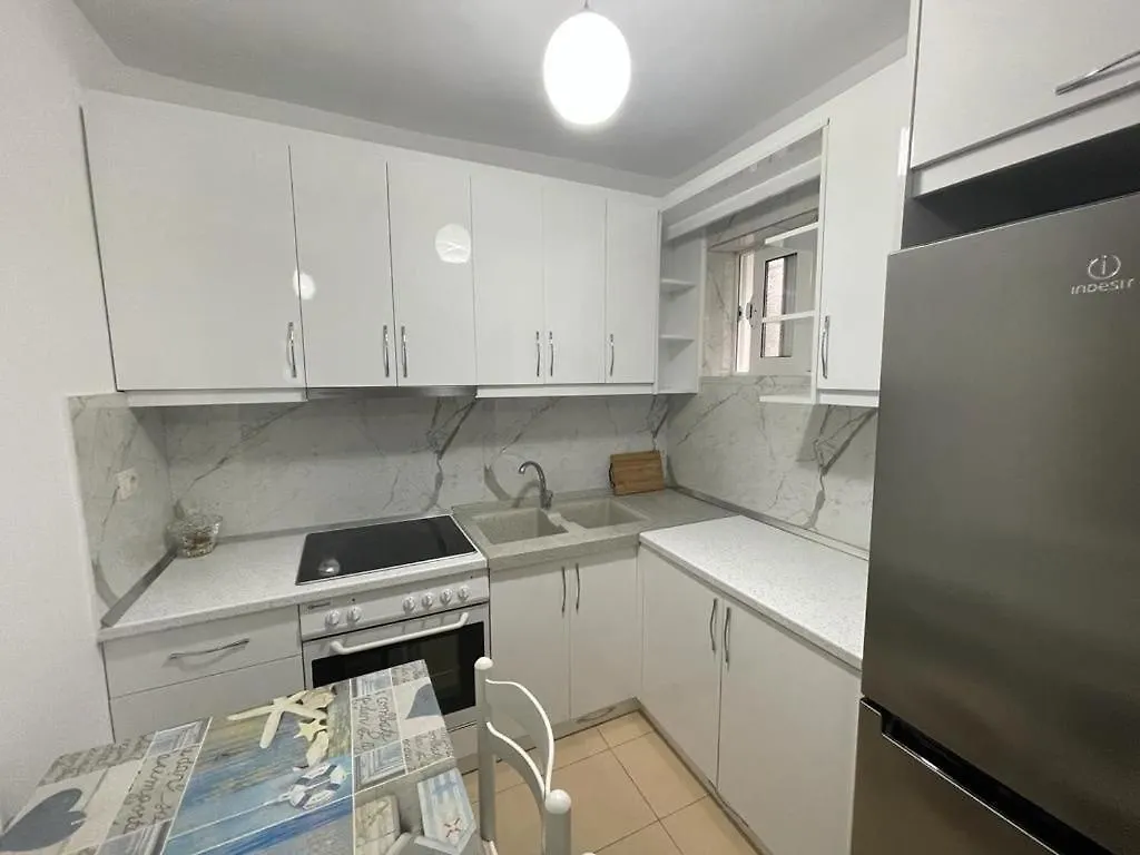 Ari Appartment Saranda アルバニア